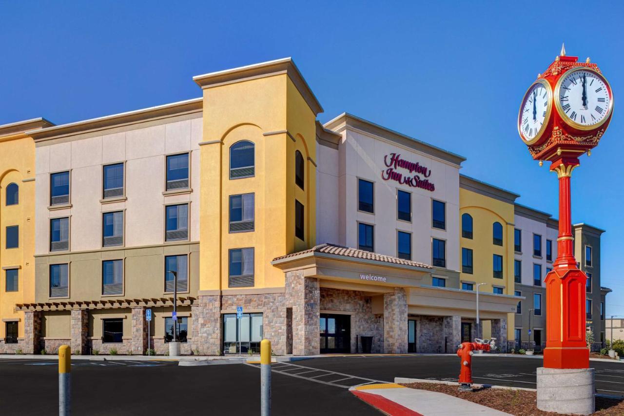 Hampton Inn & Suites 마리나 외부 사진