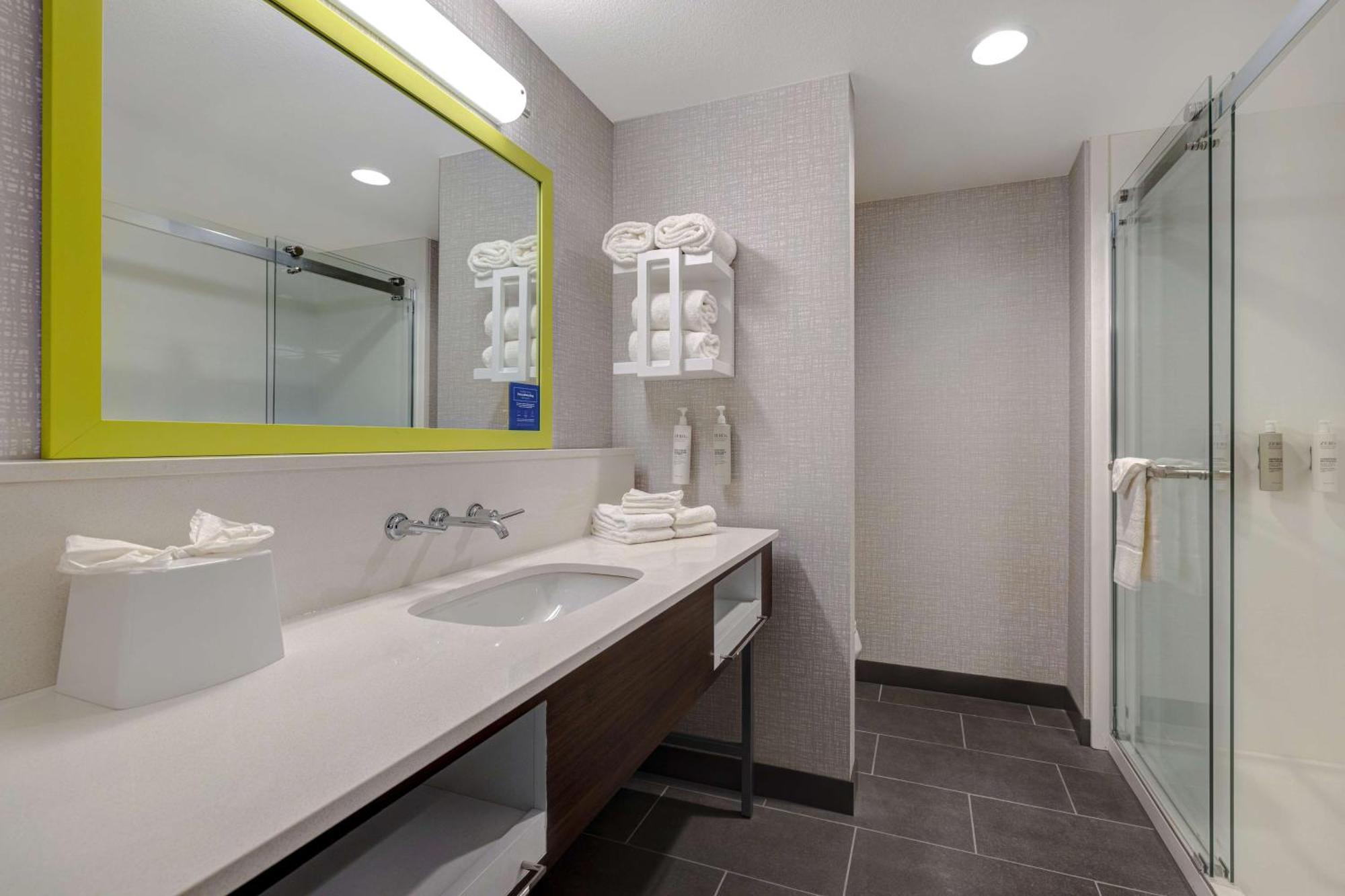 Hampton Inn & Suites 마리나 외부 사진