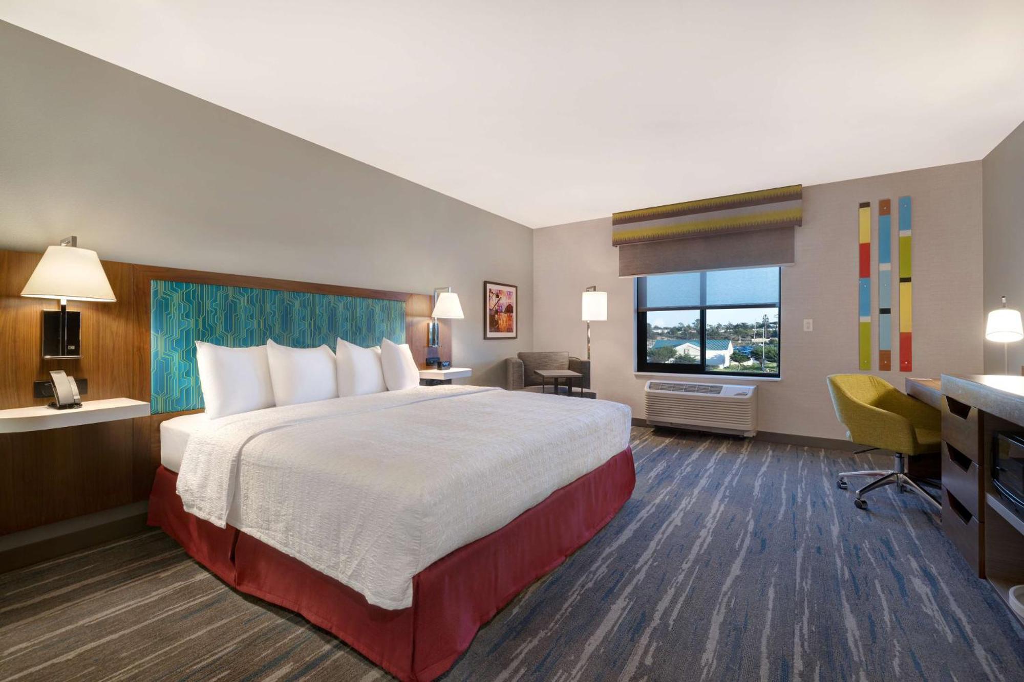 Hampton Inn & Suites 마리나 외부 사진
