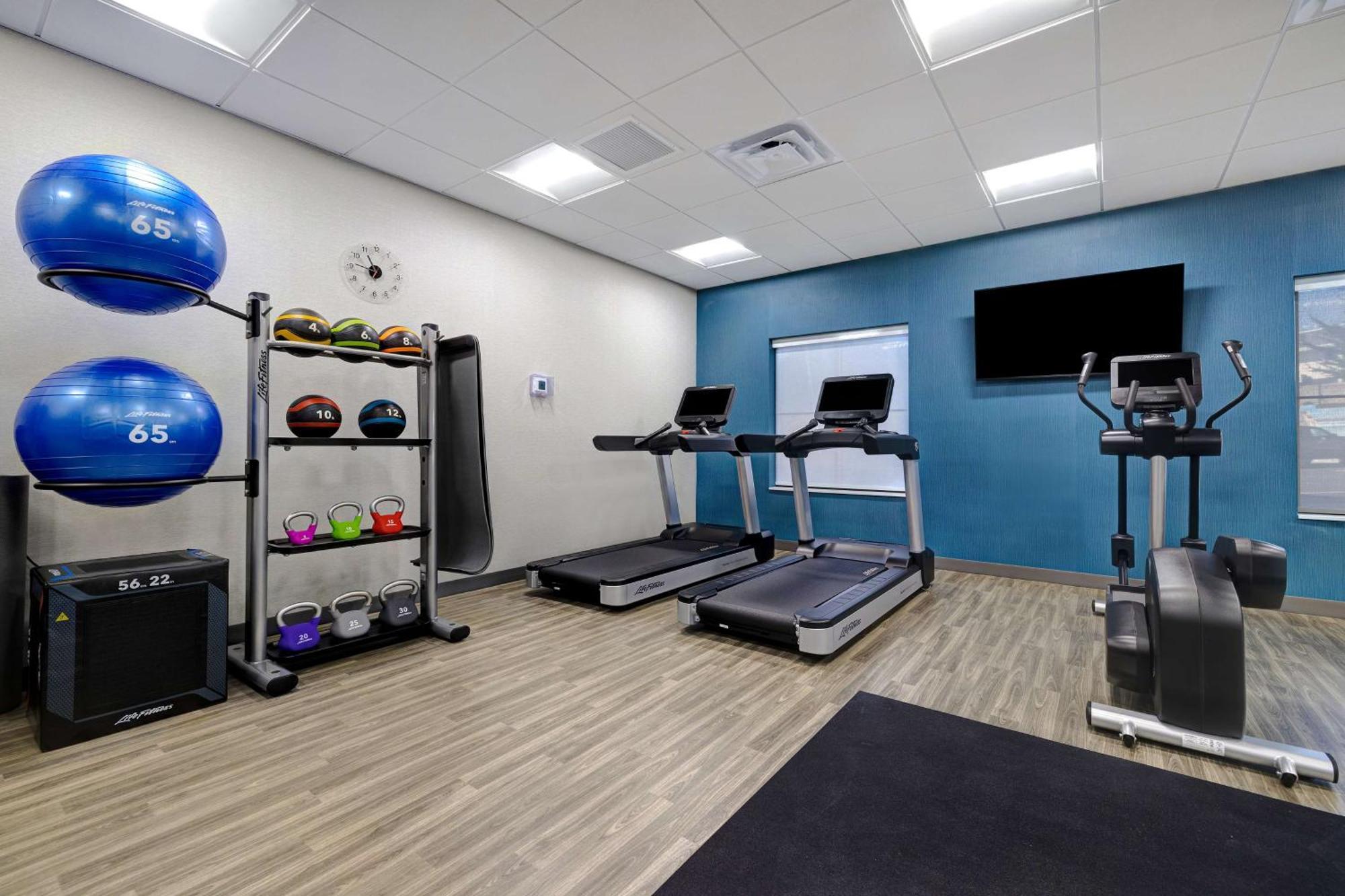 Hampton Inn & Suites 마리나 외부 사진
